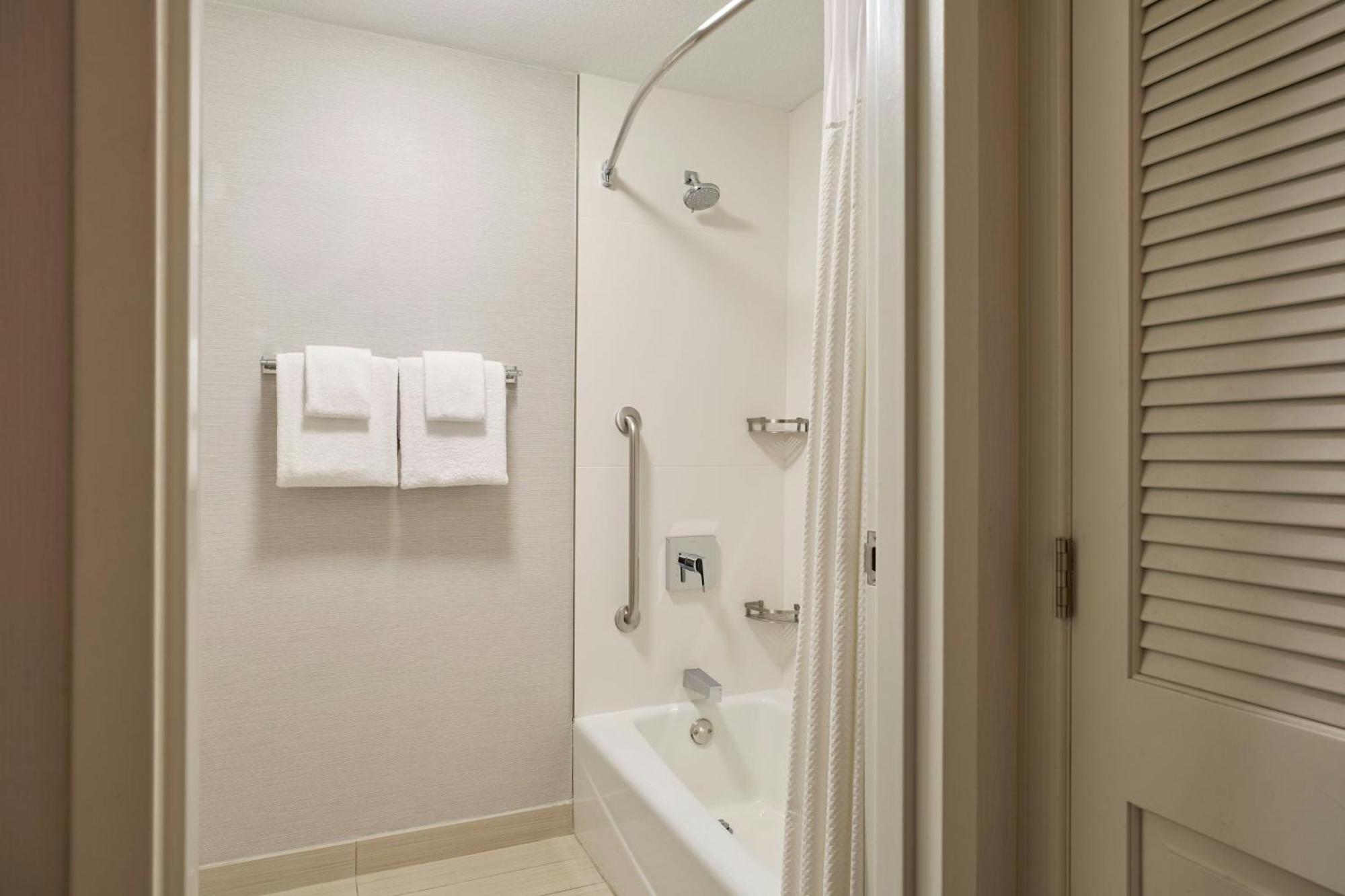 Courtyard By Marriott Phoenix North Buitenkant foto