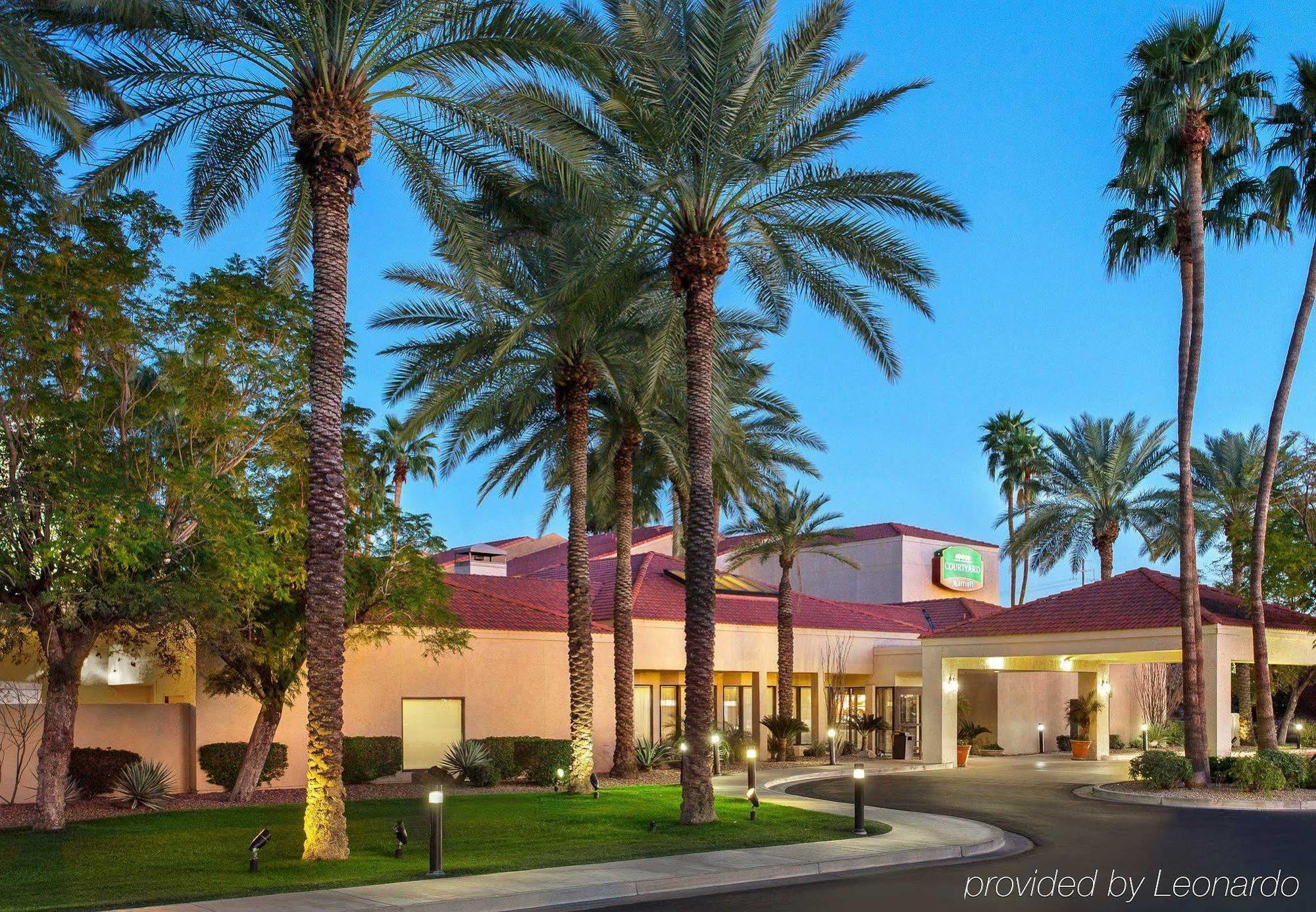 Courtyard By Marriott Phoenix North Buitenkant foto