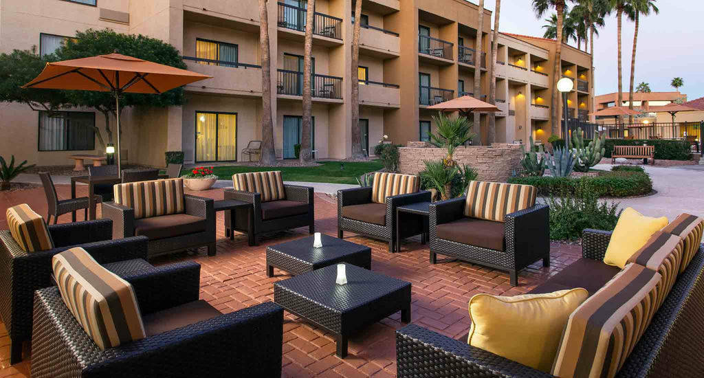 Courtyard By Marriott Phoenix North Buitenkant foto